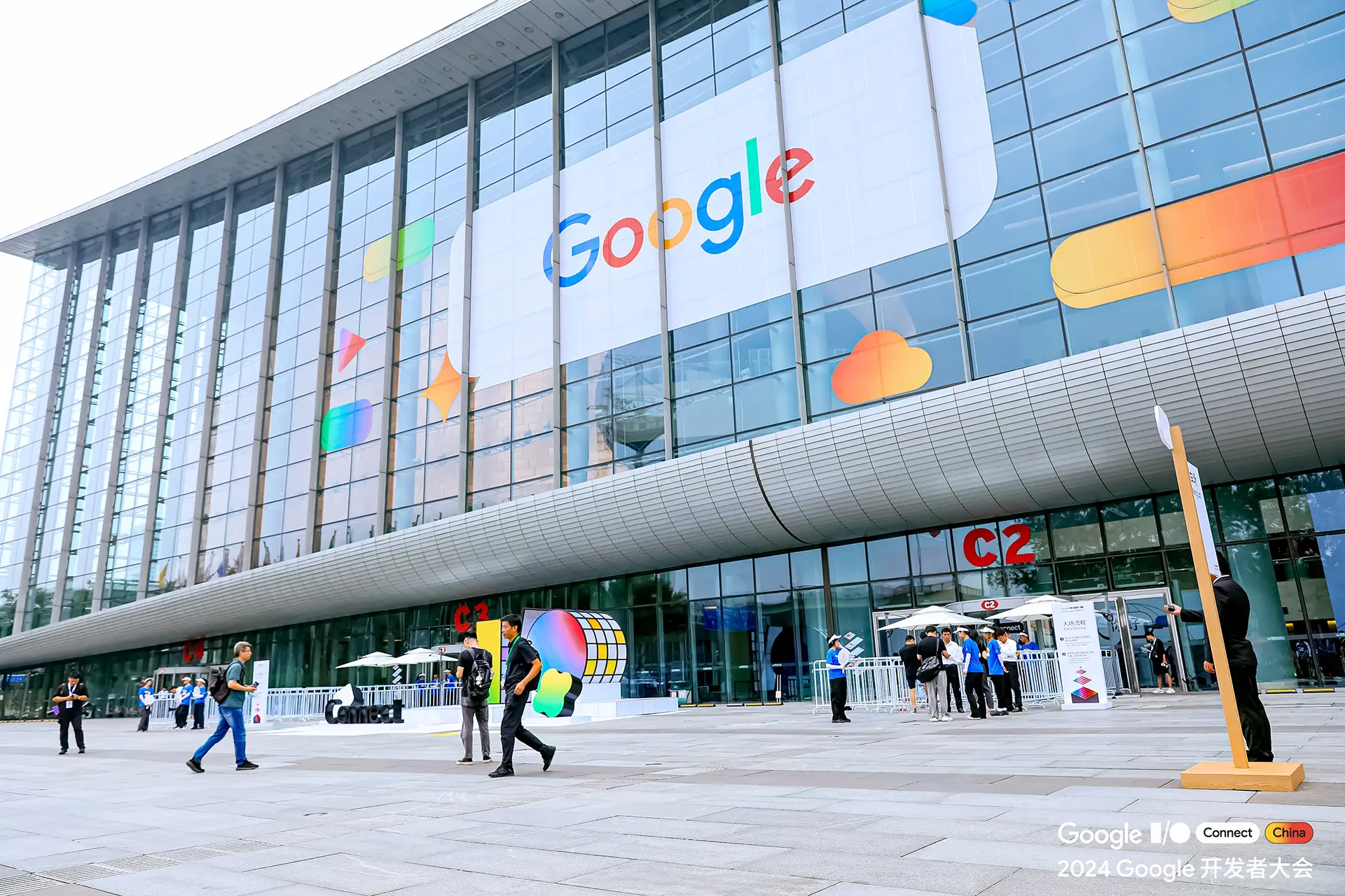 Venue building, Google IO Connect china branding in front