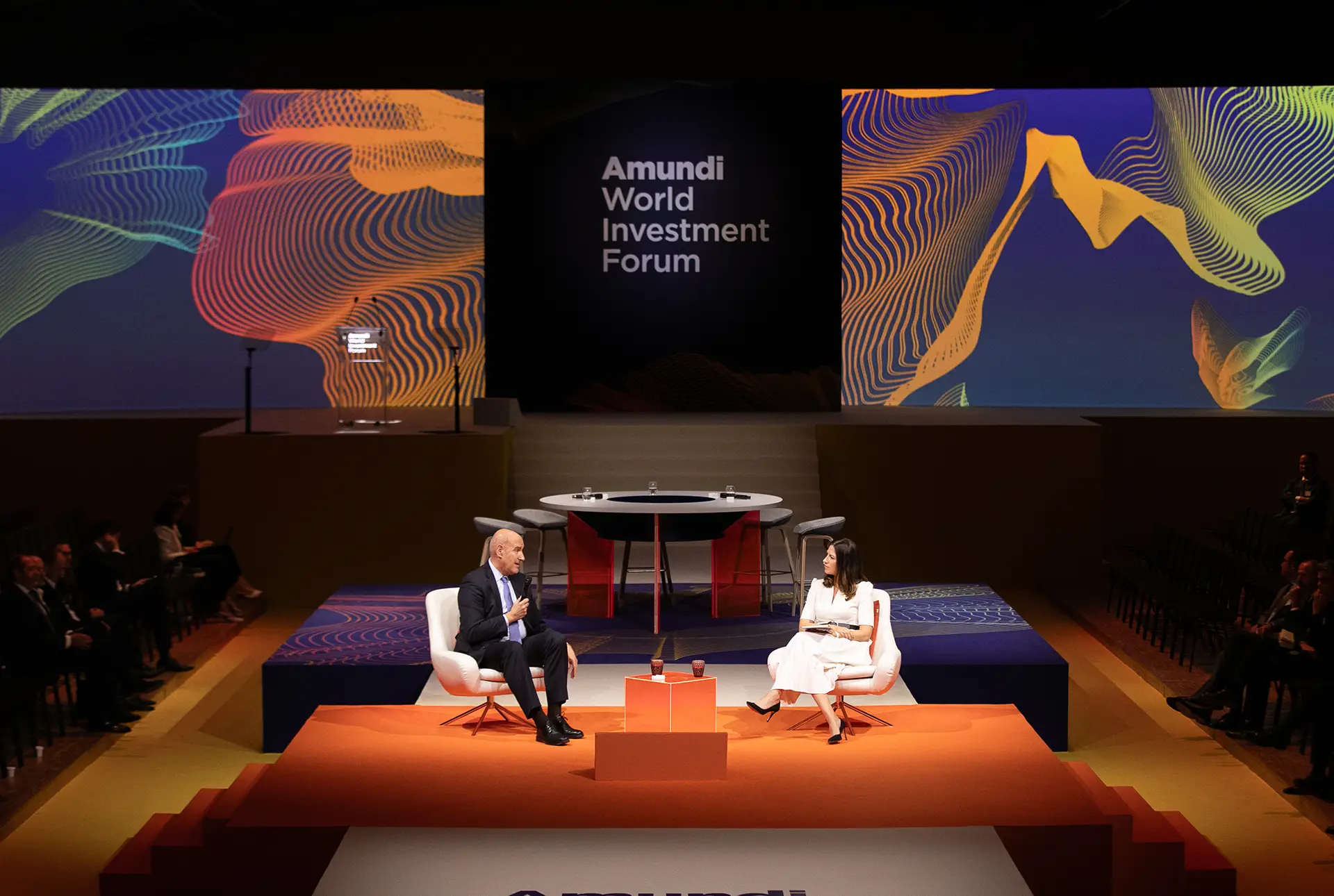 Interview on stage with a high level speaker at Amundi World Investment Forum,