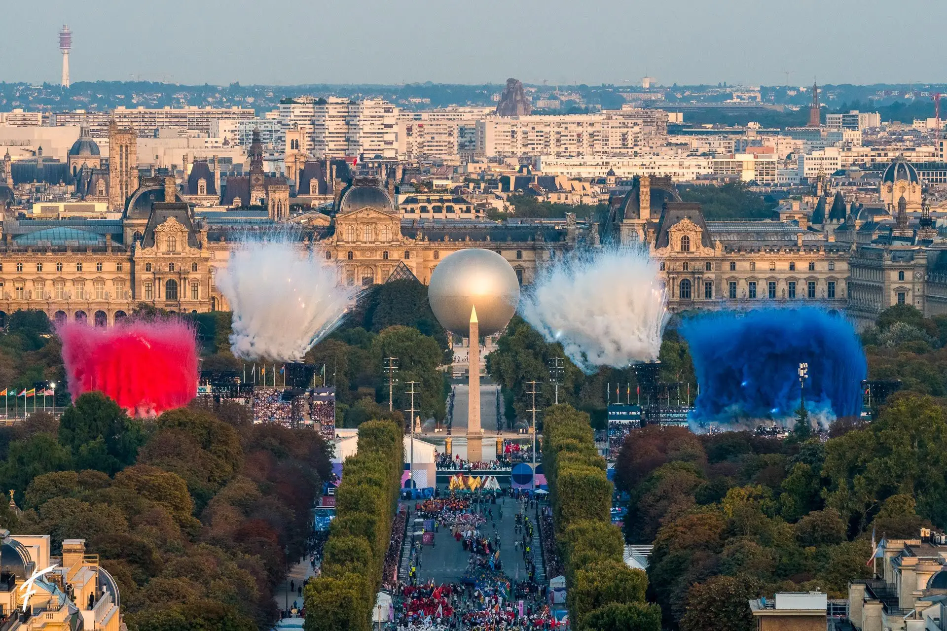 PARIS