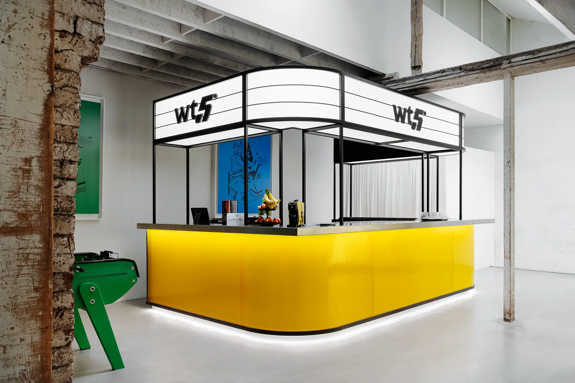 wt5 bar at MAISON5
