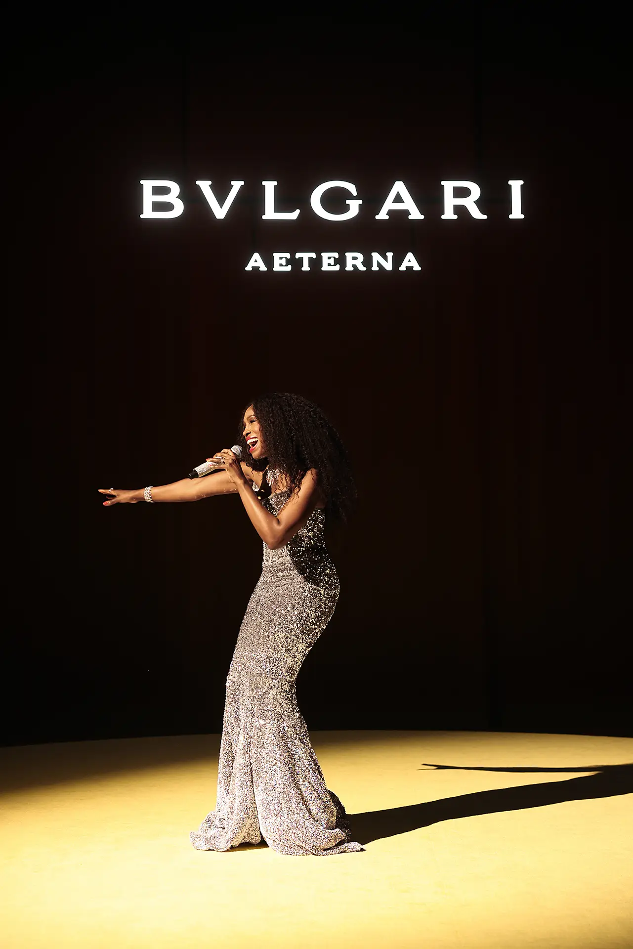 Singer at the Bvlgari High Jewelry dinner